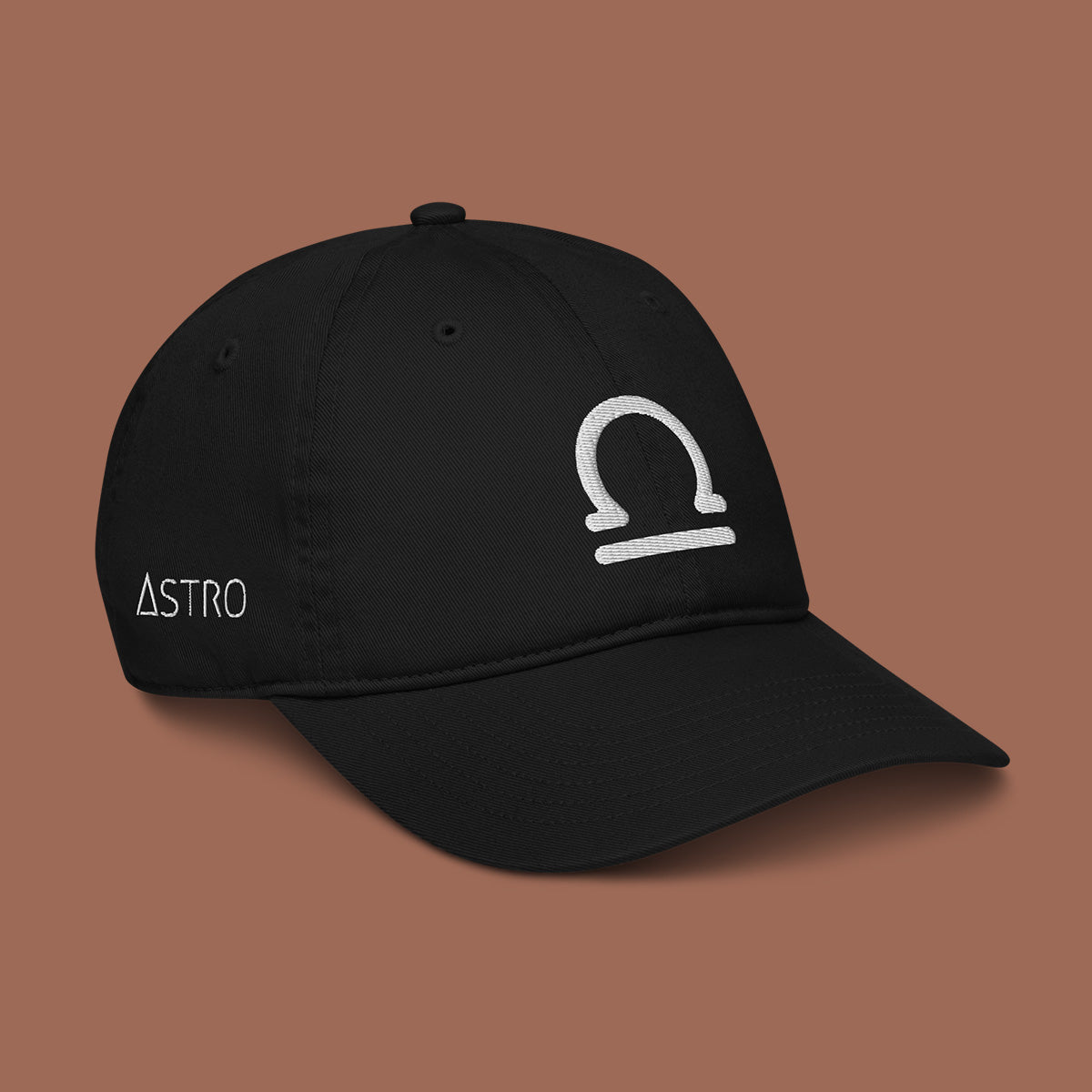 casquette balance noir avant droit