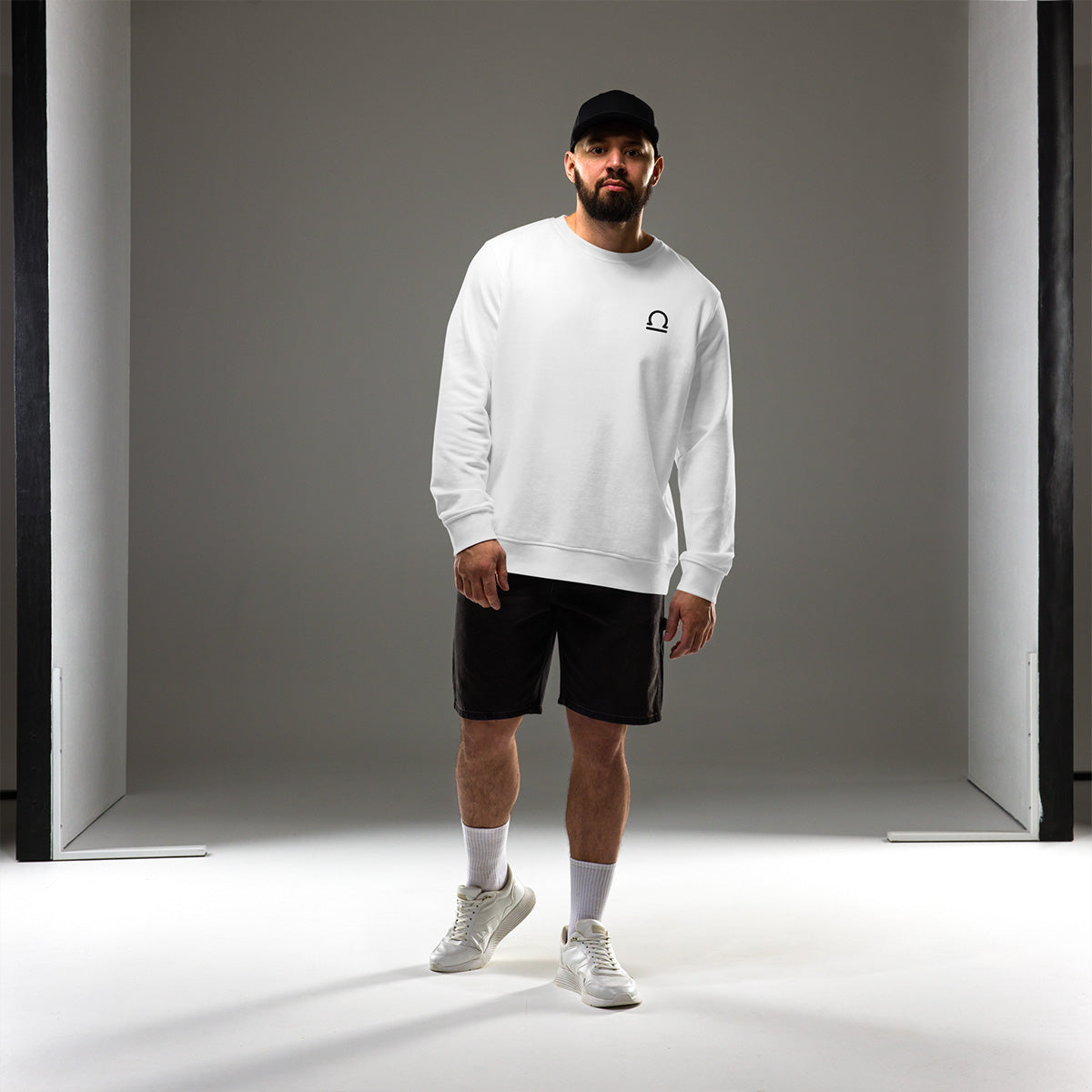 Crewneck Balance blanc porté